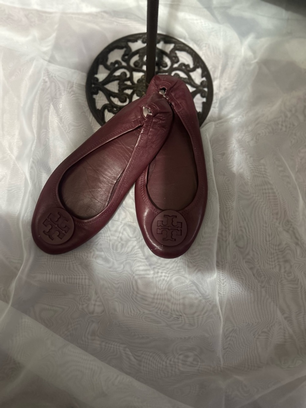 Tory Burch burgundy leather flats size 81/2 medium